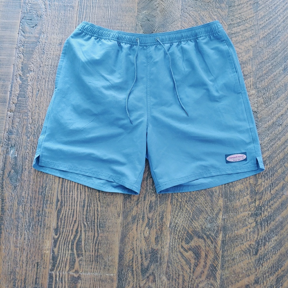 Men's Vineyard Vines swim trunks